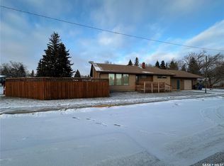 801 5th Ave, Whitewood, SK S0G5C0