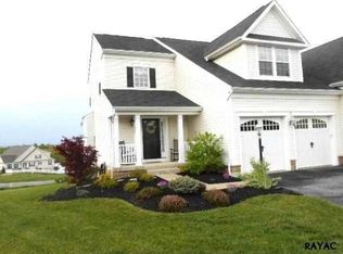 808 Lake Redman Ct, Seven Valleys, PA 17360