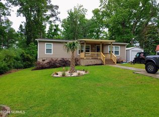 6922 13th St SW, Ocean Isle Beach, NC 28469