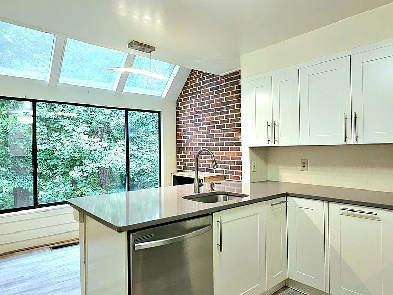 8729 Sheridan Farms Ct — Photo 14