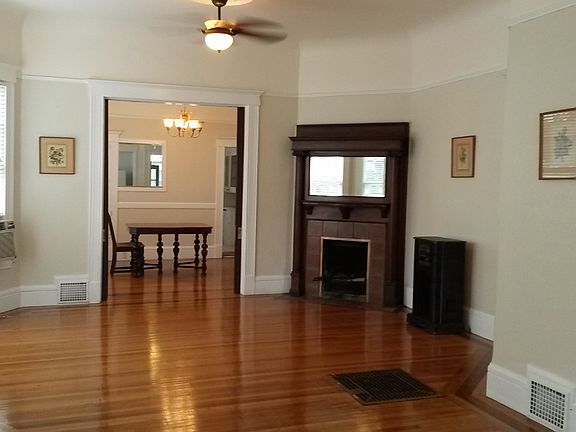 2nd image of 27 W Poplar St