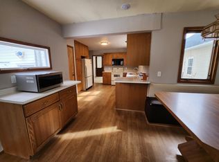 1117 N Colorado Ave #2, Hastings, NE 68901