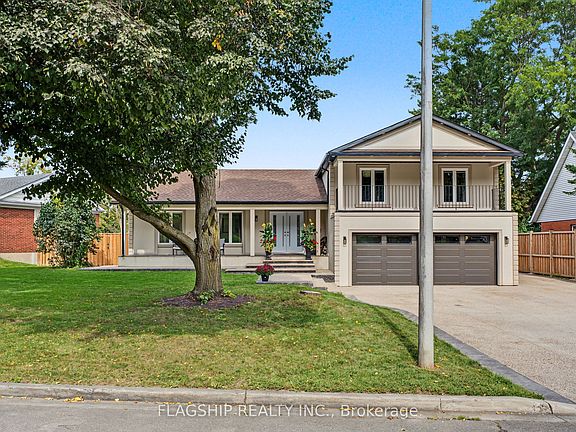 2nd image of 23 Rosslinn Rd