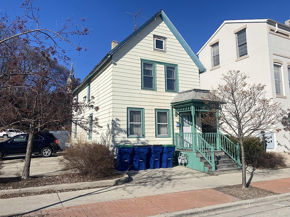 1st image of 126 E Pier St #128