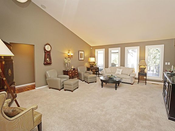 5th image of 1344 Tecumseh Dr