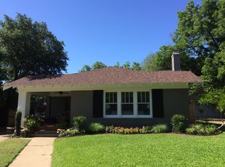 1909 Patton Ct, Fort Worth, TX 76110