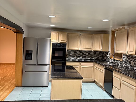5th image of 11670 W Sunset Blvd APT 106