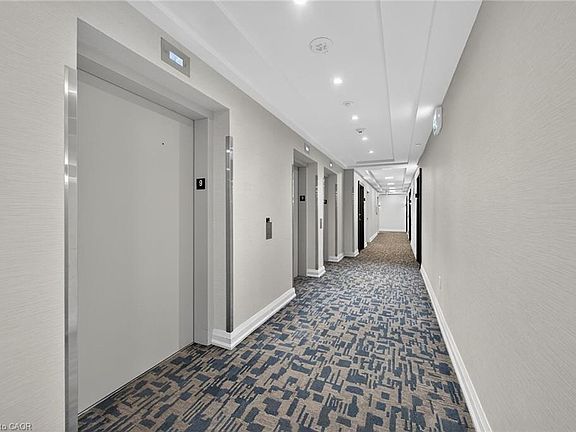 5th image of 212 King William St #921