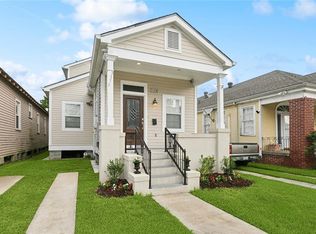 3316 Calhoun St, New Orleans, LA 70125