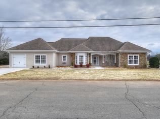 209 University Pkwy Unit 10, Johnson City, TN 37604