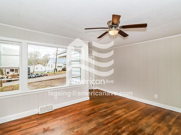 4-Living Room