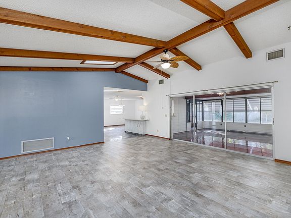 4th image of 4262 S Centennial Avenue