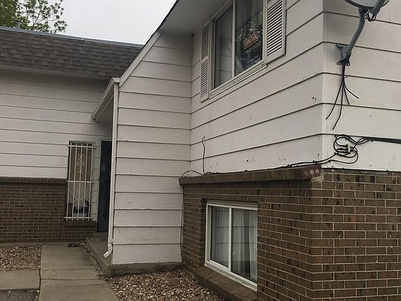 2nd image of 850 N Utica St APT E