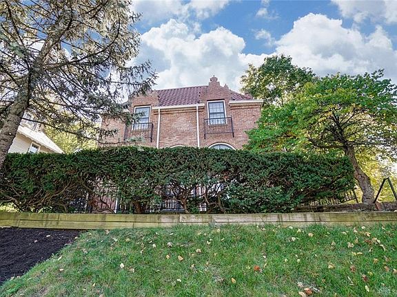 3rd image of 659 Far Hills Ave