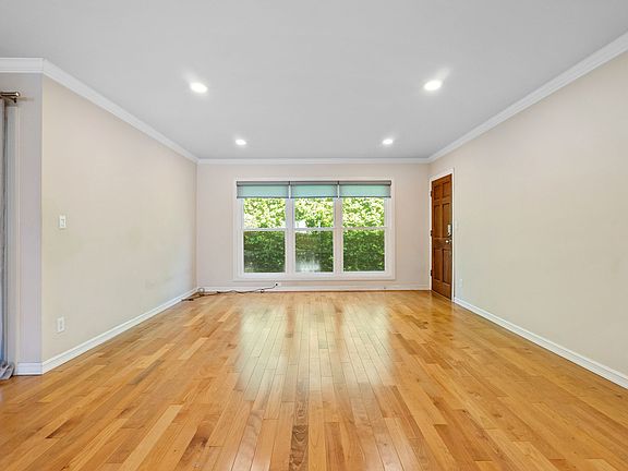 4th image of 1226 Franklin St APT 2