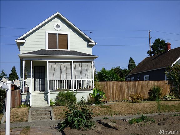 2nd image of 1939 S Ainsworth Ave