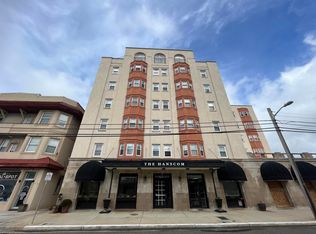 807 E 8th St #308, Ocean City, NJ