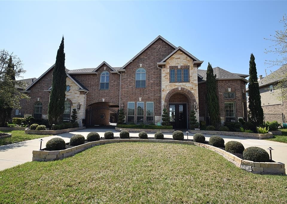 1st image of 27102 Wooded Canyon Dr
