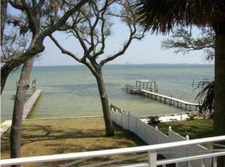 33 Bay Dr SE, Fort Walton Beach, FL 32548