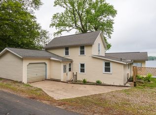 861 Beechwood Dr, Delton, MI 49046