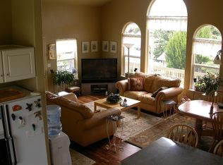 403 33rd Pl, Philomath, OR 97370