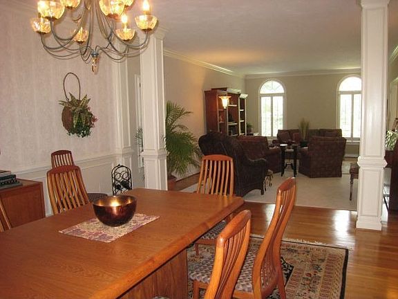5th image of 3141 Kline Dr