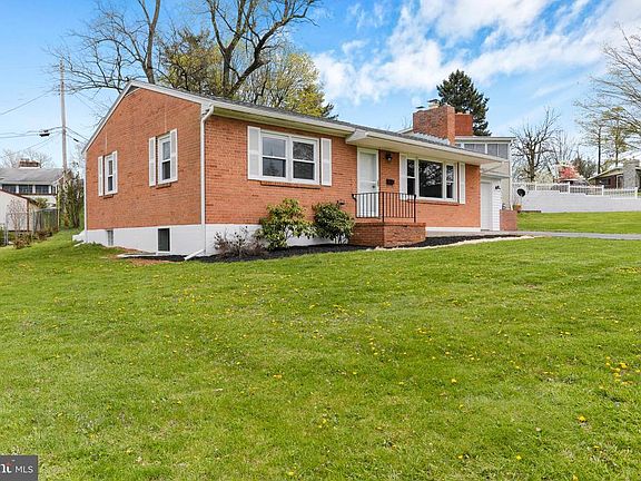 3rd image of 17716 Timberlane
