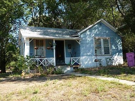 2nd image of 2325 W 6th St
