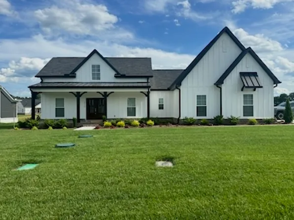 3213 Stonehorn Dr, Bell Buckle, TN 37020