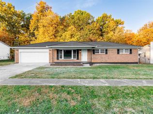 160 Kentucky Cir, Radcliff, KY 40160