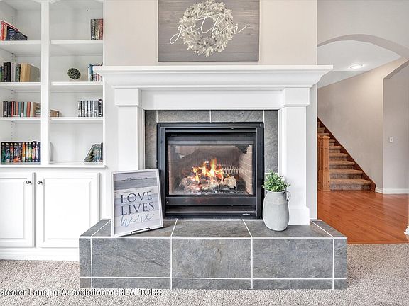 4th image of 1051 Cherry Valle Ln