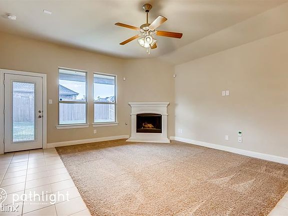 4th image of 15613 Cornwallis St
