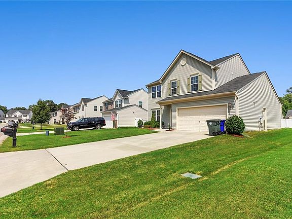 2nd image of 648 Sea Turtle Way