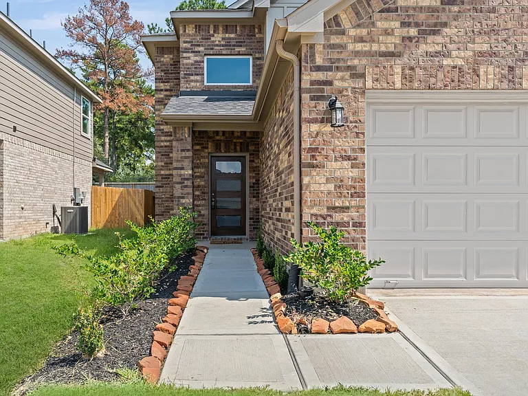 22906 Ephesus Ave — Photo 6