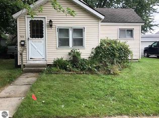 923 Pine Ave, Alma, MI