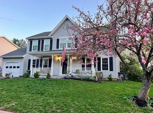 1438 Powells Tavern Pl, Herndon, VA 20170