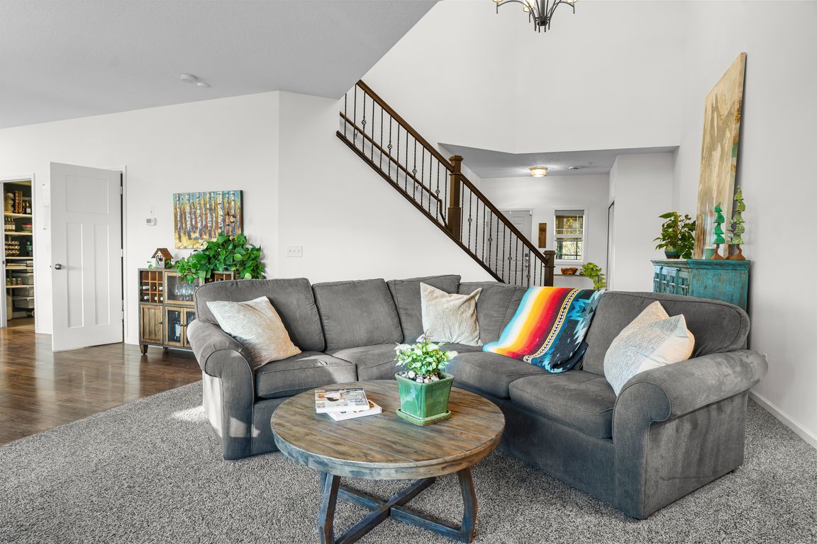 next background image