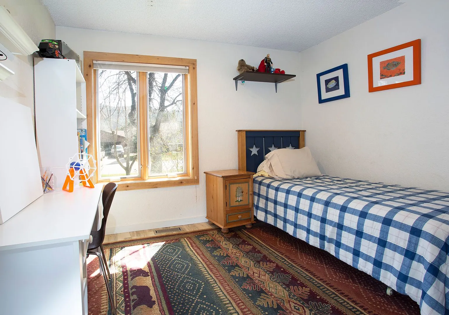 5 Bedroom, 3 Bath house located in El Jebel, CO — Photo 4