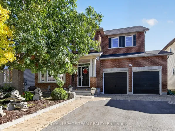 127 Coyote Cres, Ottawa, ON K2S 2G5