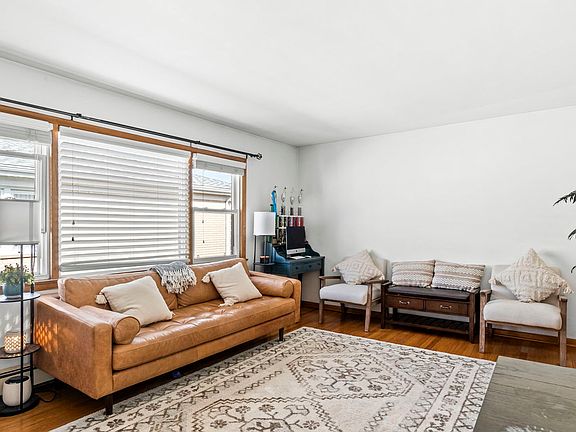 5th image of 3115 N Nashville Ave APT 3E