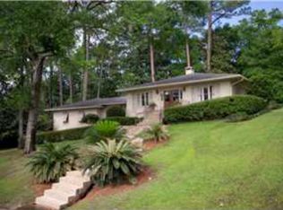 2 Spring Bank Rd N, Mobile, AL 36608