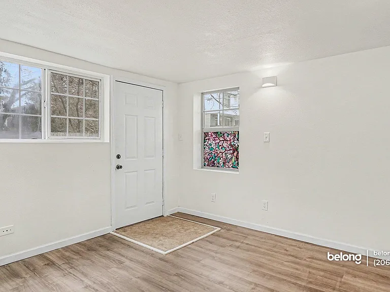 16702 Linden Ave N — Photo 12