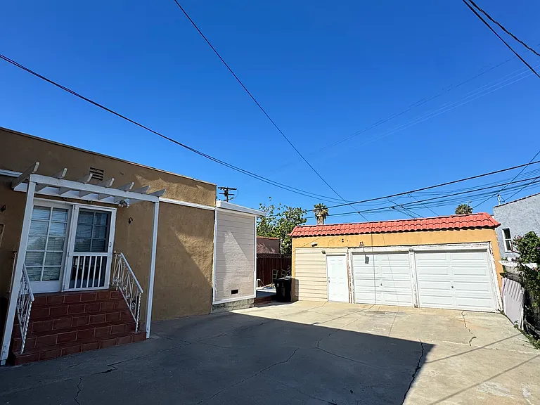 1046 S Citrus Ave #1046 — Photo 91