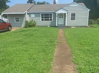 1020 Ridgeway St, Florence, AL 35630