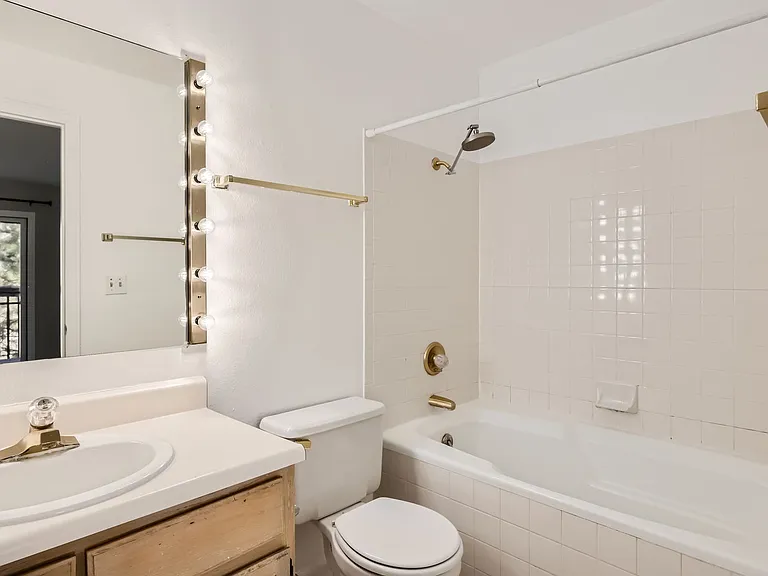691 Canyon Dr — Photo 19