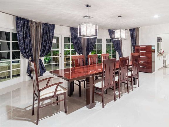 5th image of 936 Dogwood Dr