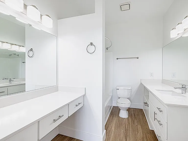 Marquessa Villas Apartments and Townhomes — Photo 14