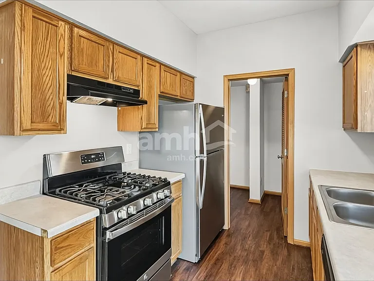 21555 Fulton Ct — Photo 3