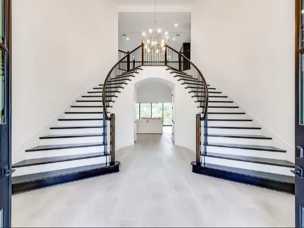 2349 Bel Paese Bnd, Leander, TX 78641