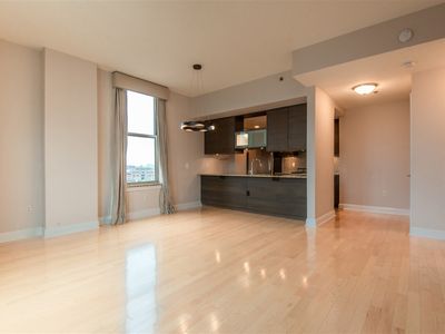 10 Regent St APT 812, Jersey City, NJ, 07302